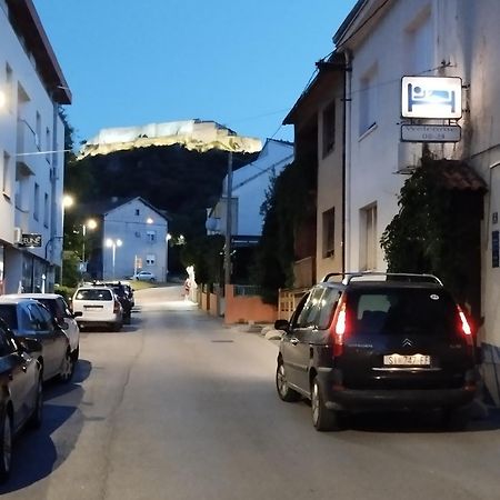 Jasna1 Apartman Knin Kültér fotó