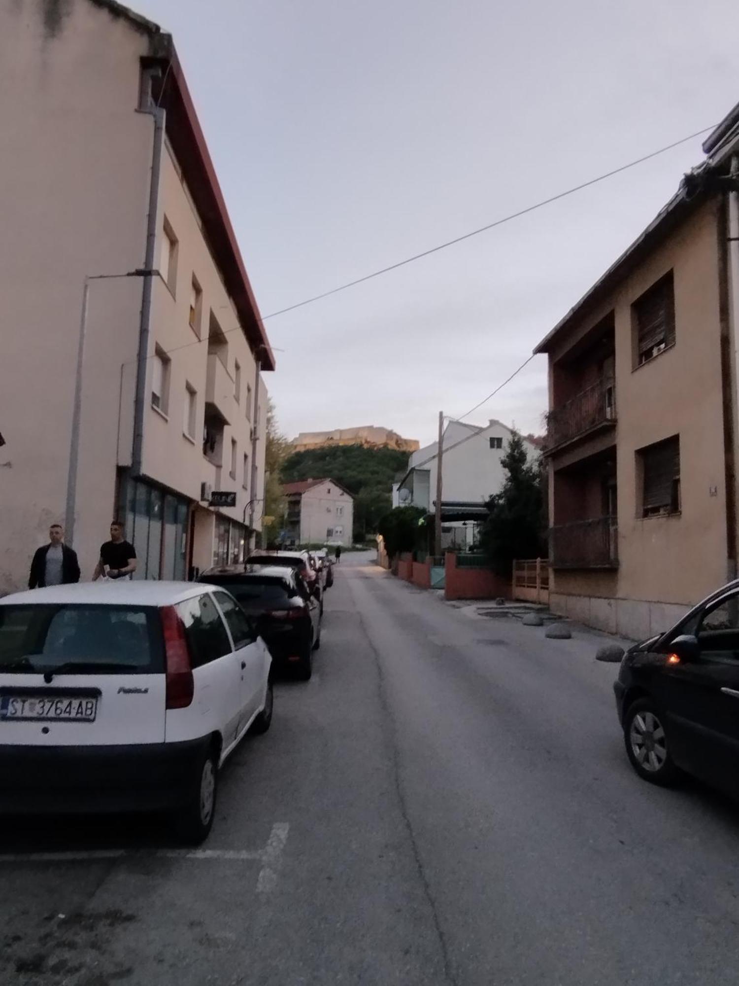 Jasna1 Apartman Knin Kültér fotó