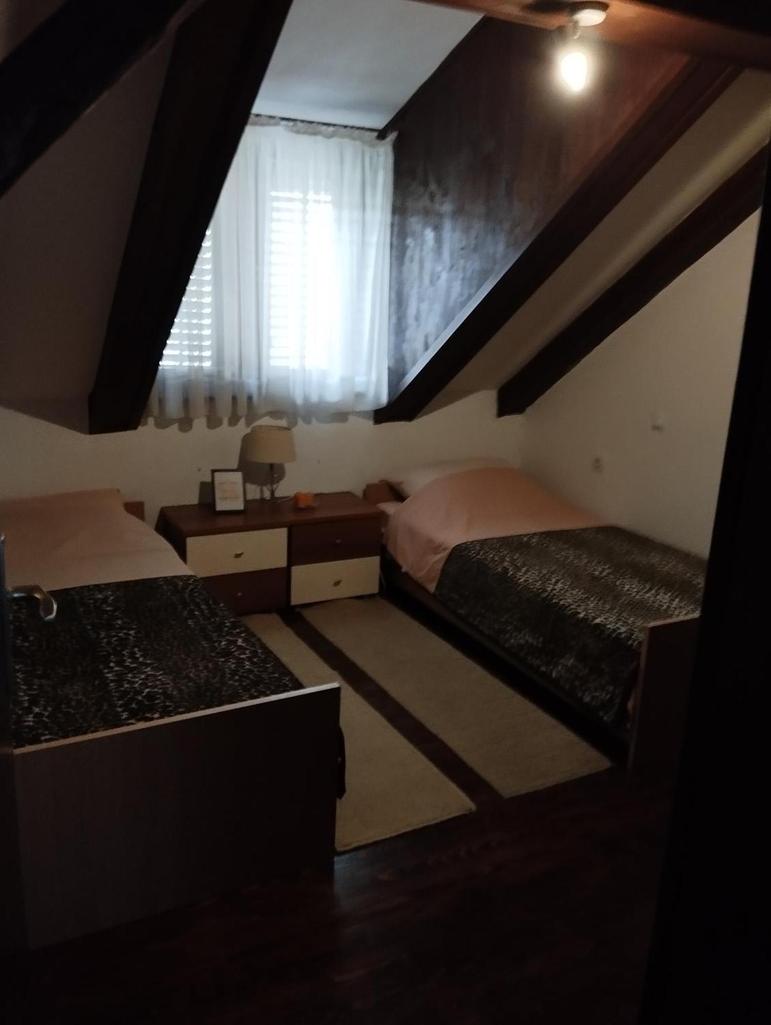 Jasna1 Apartman Knin Kültér fotó