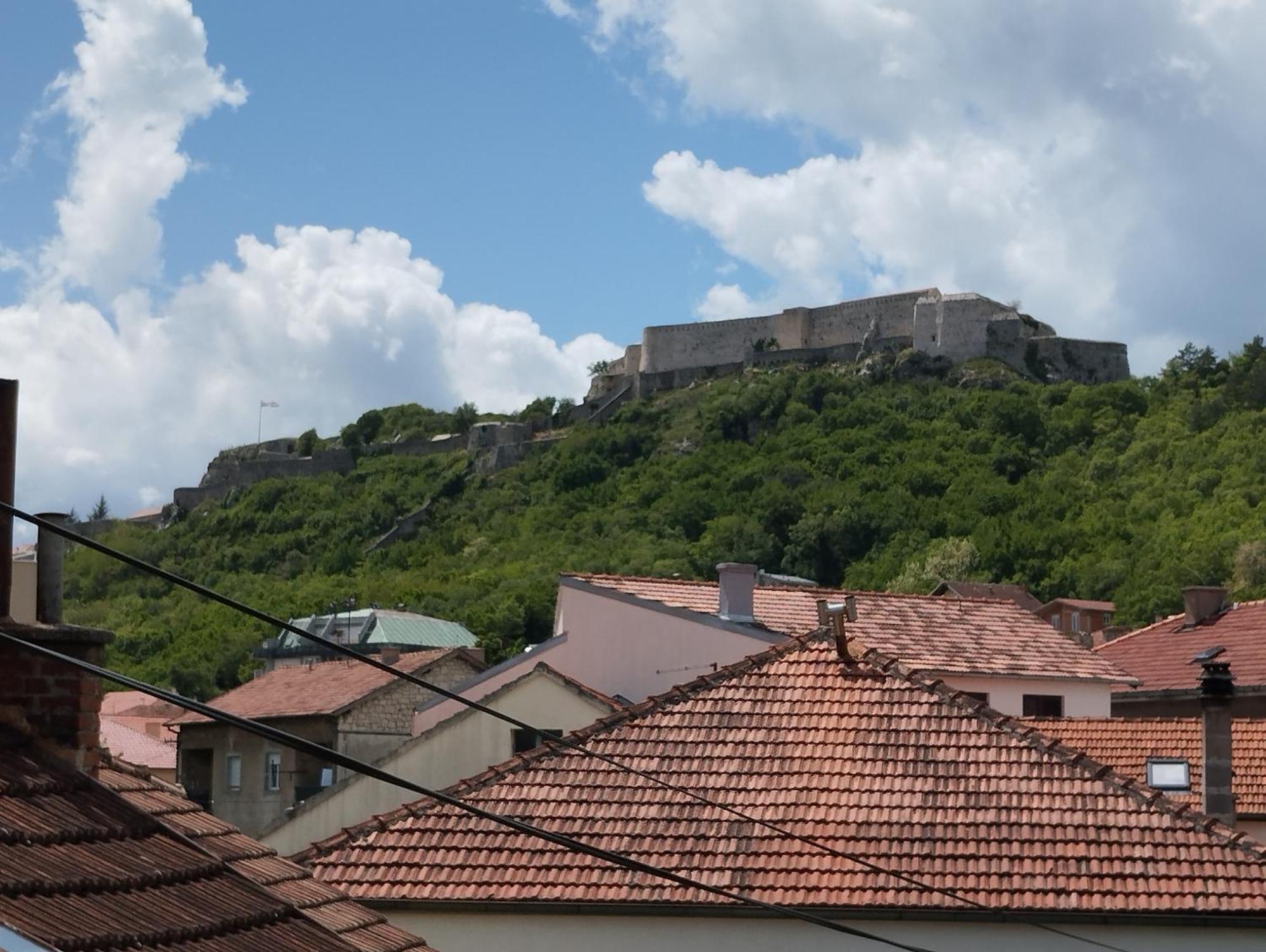 Jasna1 Apartman Knin Kültér fotó